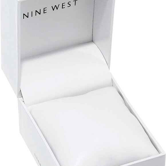 Chic 36mm Women's Rubberized Bracelet Watch with Japanese Quartz Movement - Picture 4 of 4